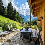 Grittelihus, Between Interlaken - Gstaad Chalet Diemtigen